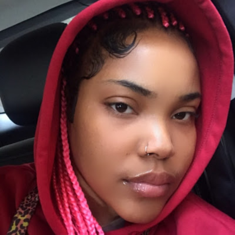 Meet your Posher, Danya